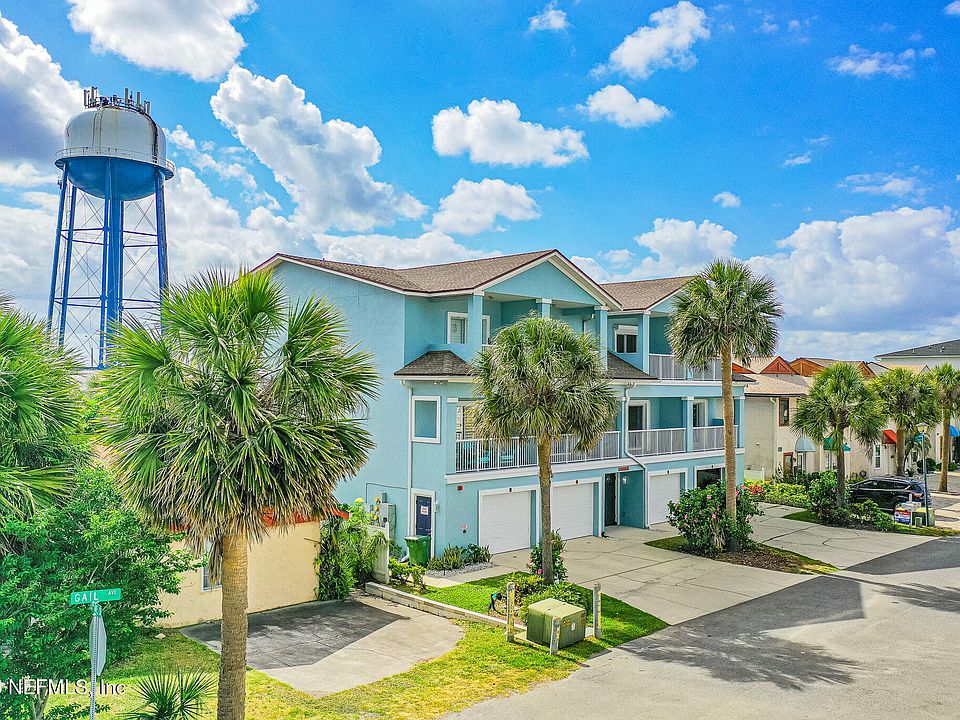 Interior of the Gail Avenue beach condo